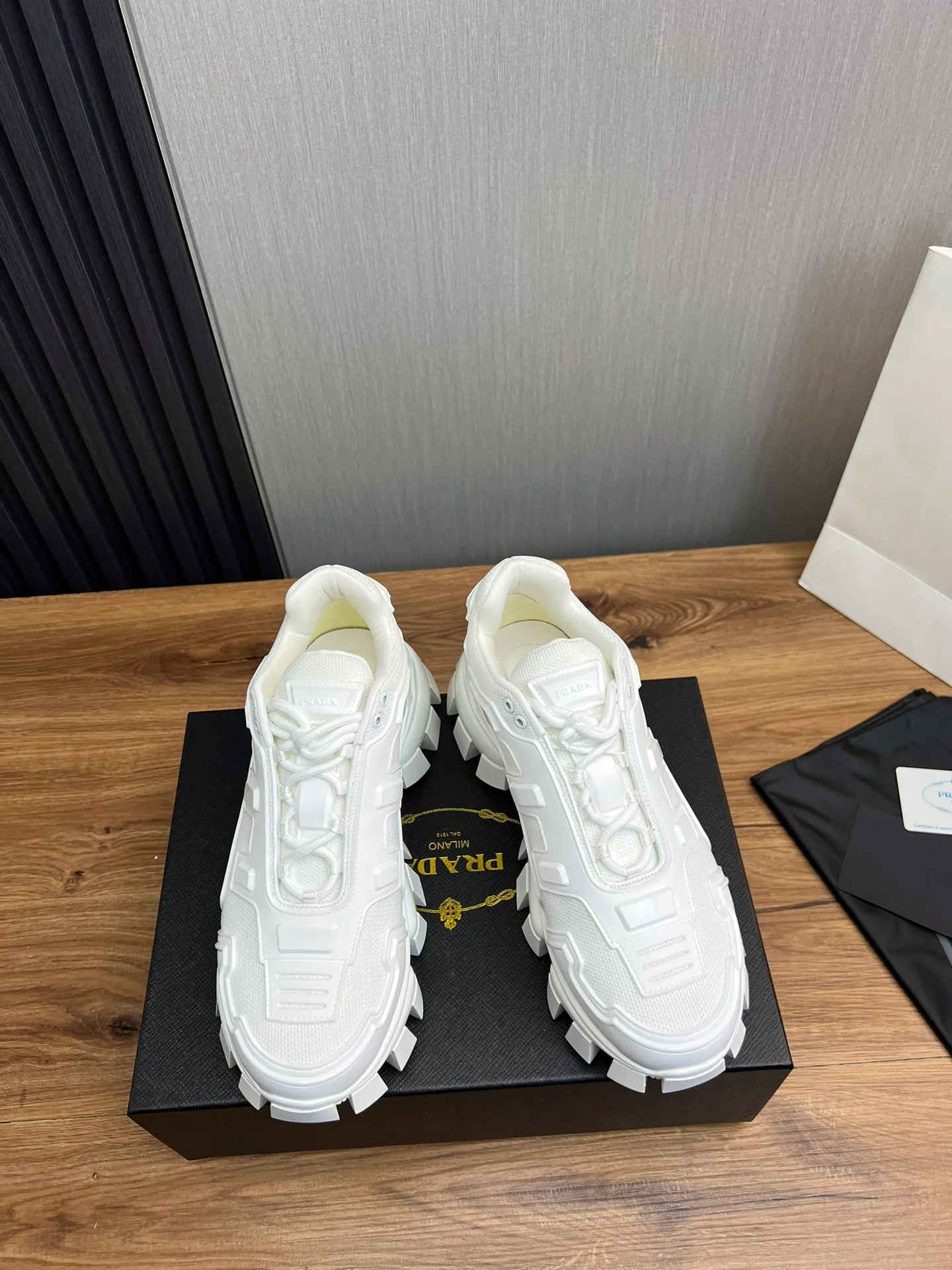 Men's shoes 💰620💰 [PRADA] Hot-selling thick-soled shoes 🔥 Available all year round ✔️Official website synchronization Original fly-knit film fabric + cowhide lining, 1⃣️:1⃣️reproduction, original sole, 38-45 (45 made to order, non-refundable)